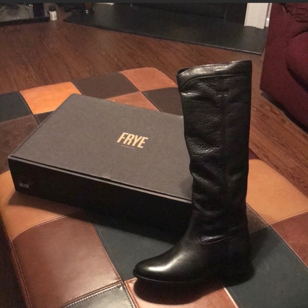 Cara Roper Tall Frye Boot - Picture 3 of 4